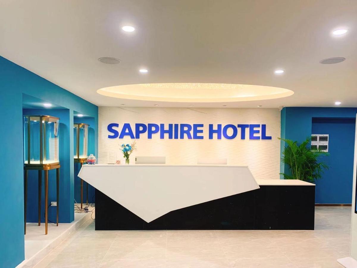 Sapphire Hotel Silom Bangkok Exterior foto Sapphire Hotel